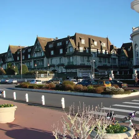 Les Yearling Duplex 2 4 Pers Balcon Plein Sud *